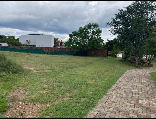 LAND FOR SALE IN SIX FOUNTAINS RESIDENTIAL ESTATE
